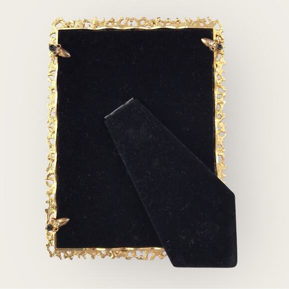 Papyrus Red Vintage Enameled Jeweled & Faux Pearl Decorative Frame 5 X 7 - Picture 6 of 7